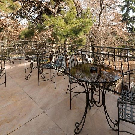 Garden View Hotel Tbilisi Bagian luar foto