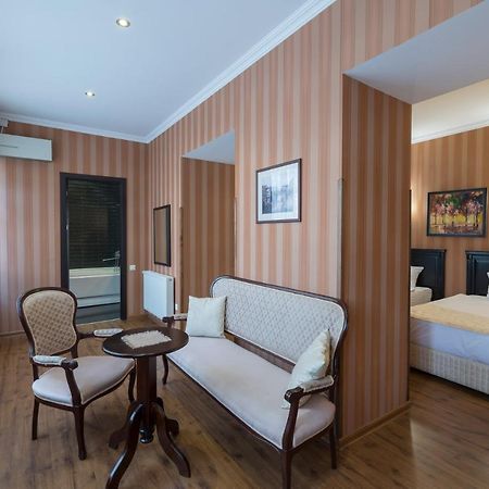 Garden View Hotel Tbilisi Bagian luar foto