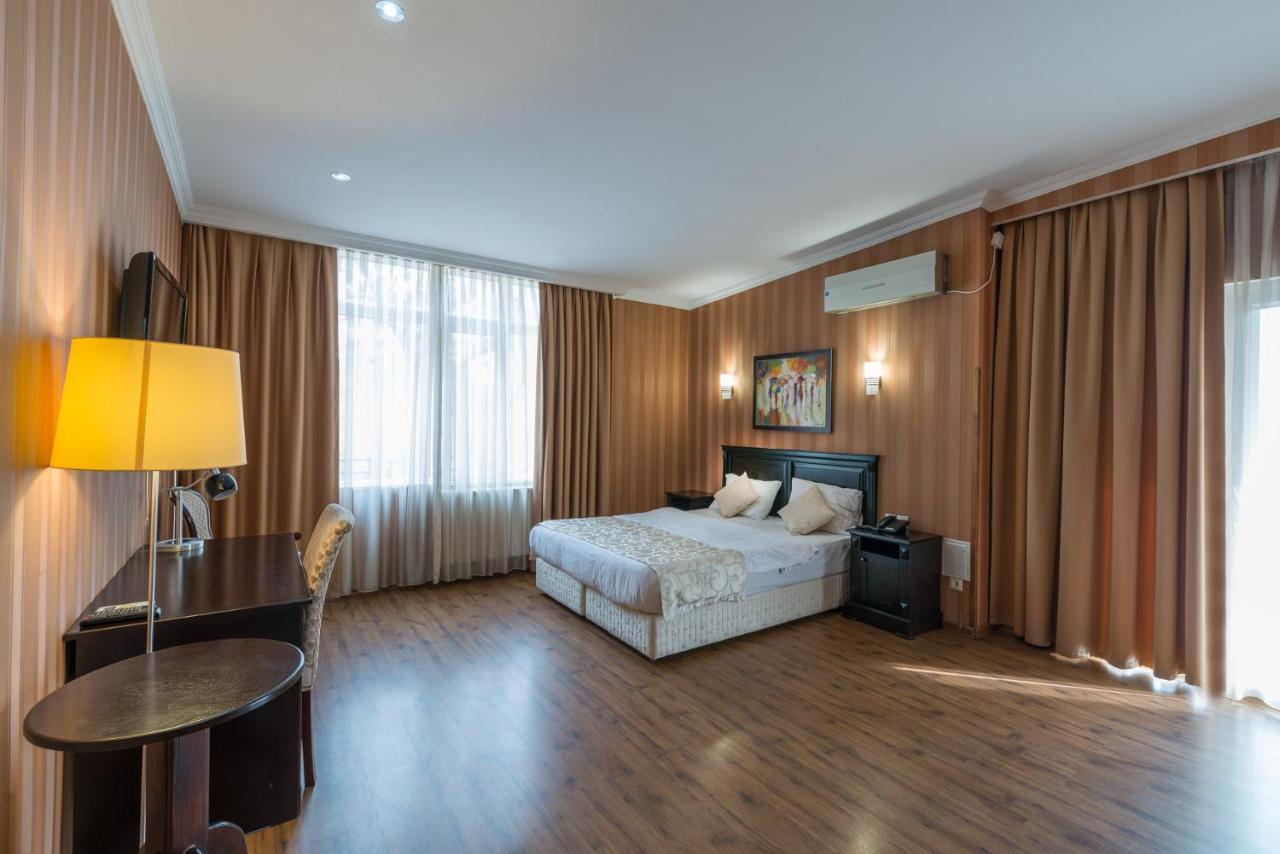 Garden View Hotel Tbilisi Bagian luar foto