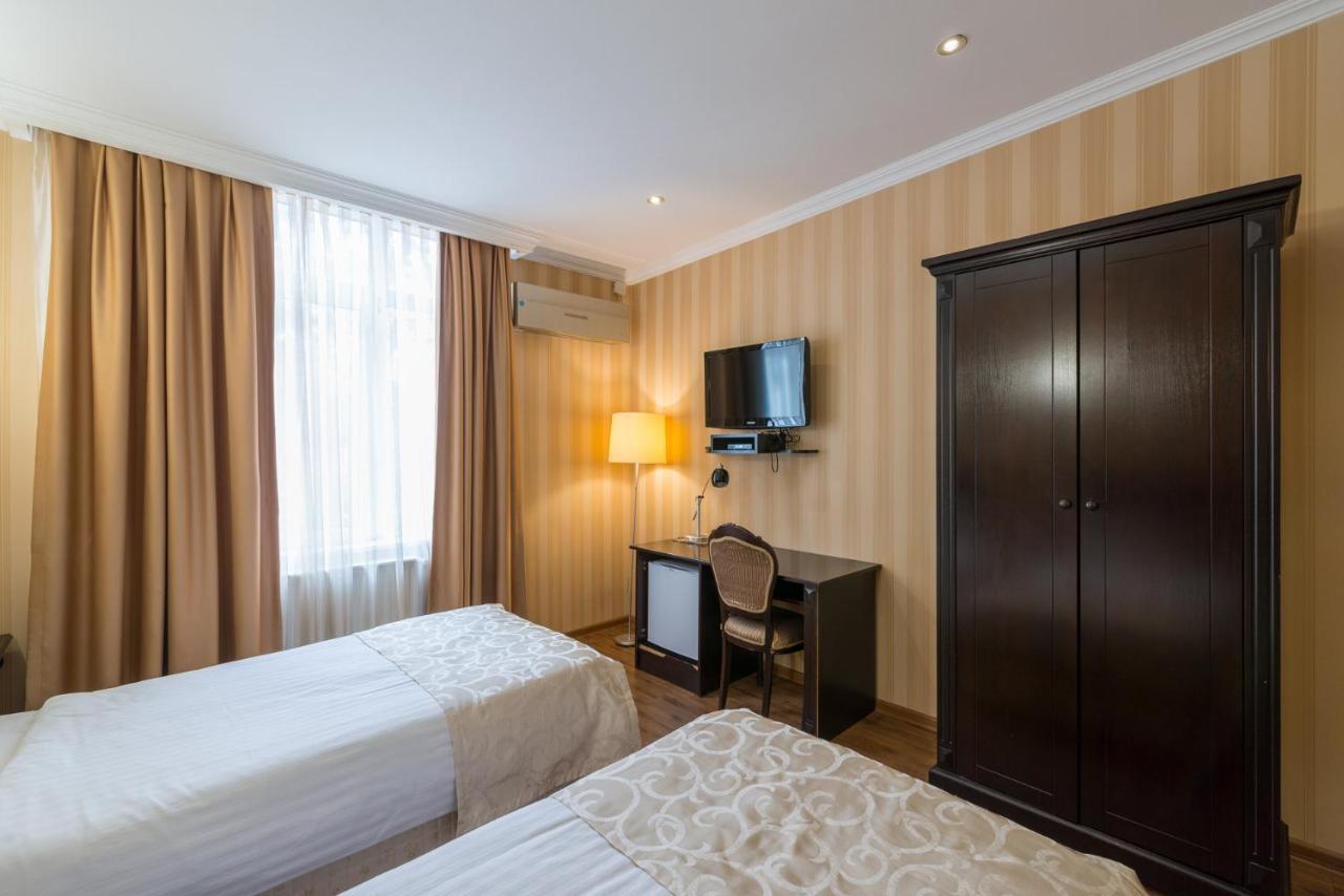 Garden View Hotel Tbilisi Bagian luar foto