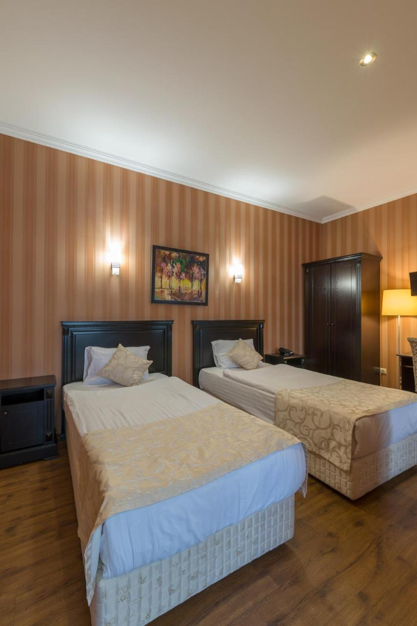 Garden View Hotel Tbilisi Bagian luar foto