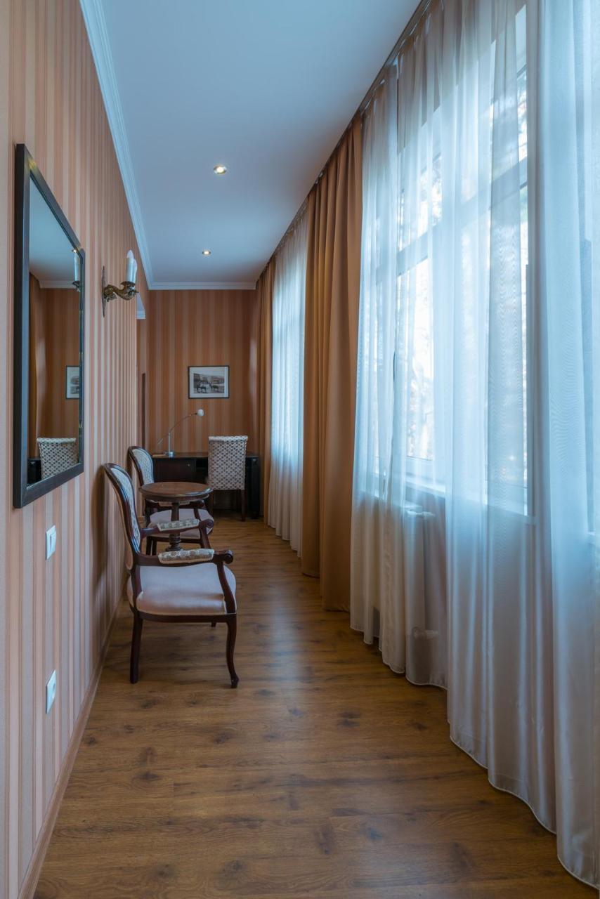 Garden View Hotel Tbilisi Bagian luar foto