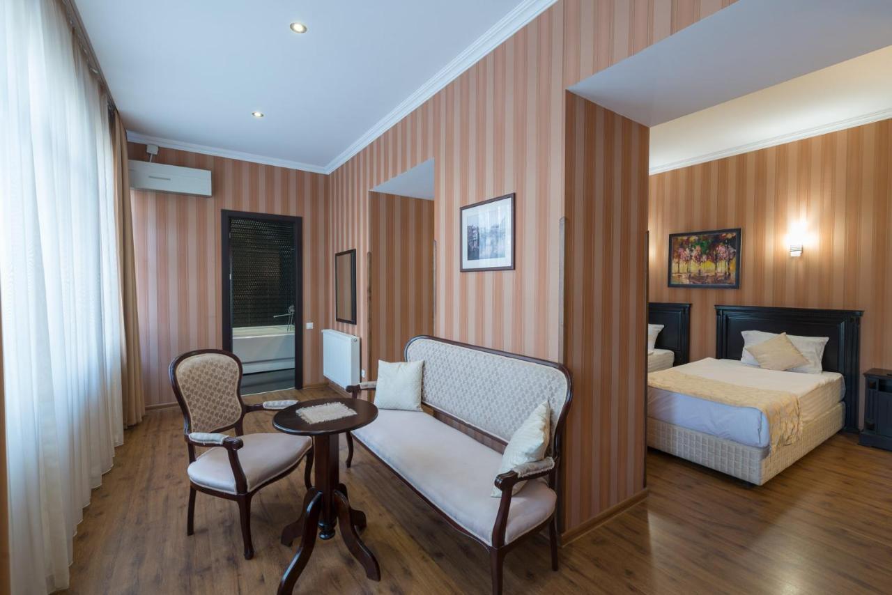 Garden View Hotel Tbilisi Bagian luar foto